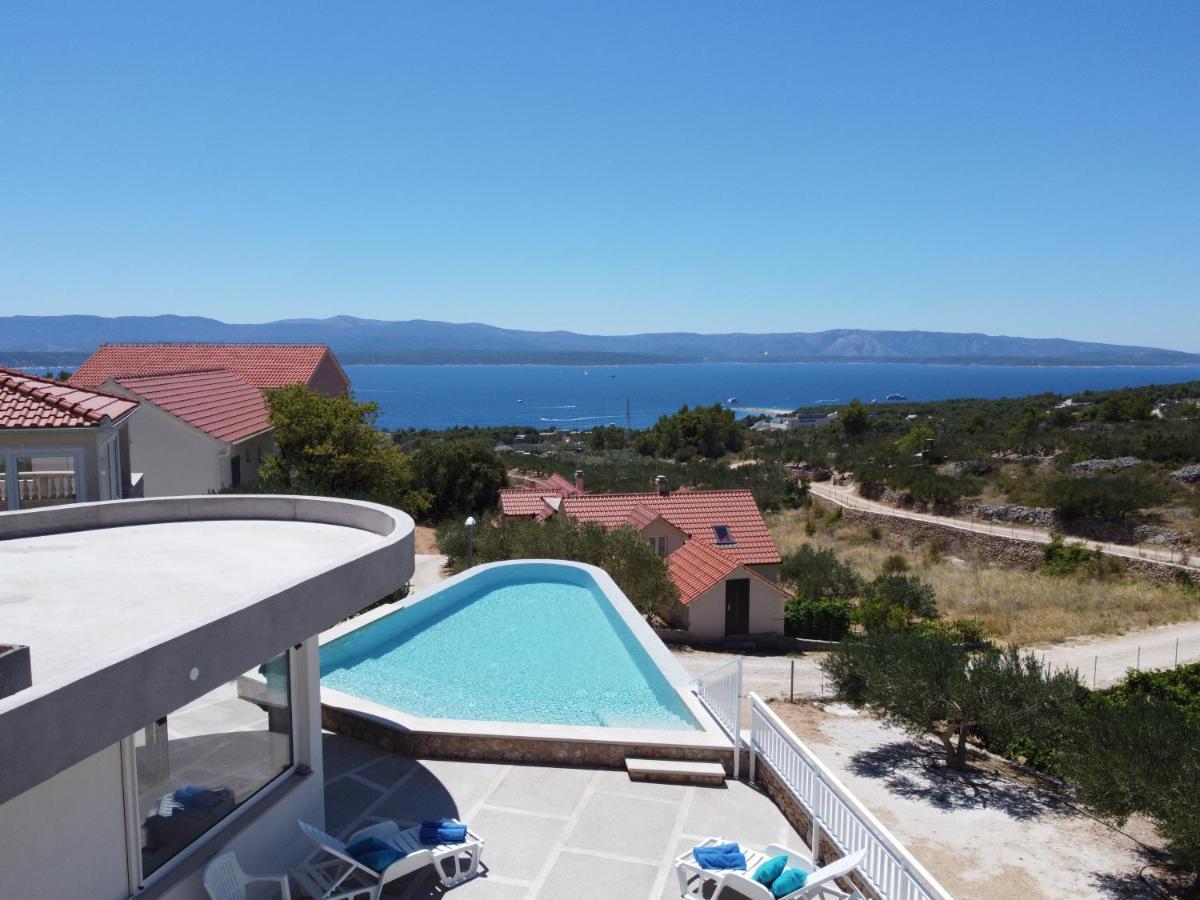 Villa Franka With Swimming Pool Bol Eksteriør billede